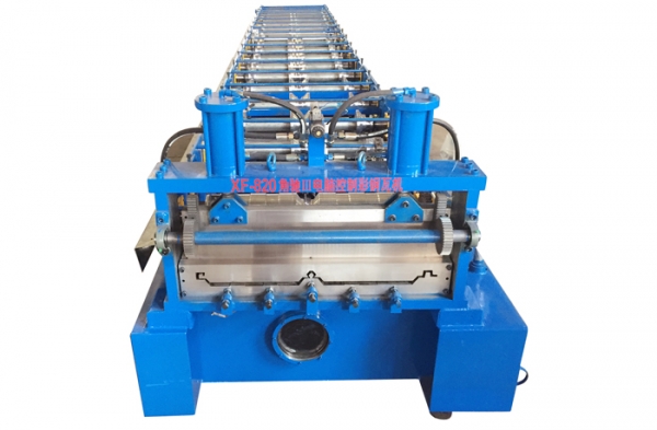 360度咬口820型彩瓦机